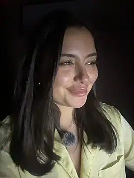 sukhakunis1's Live XXX Chat