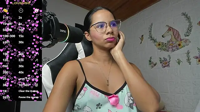 Chatroom XXX en direct de alisson_hoffman05
