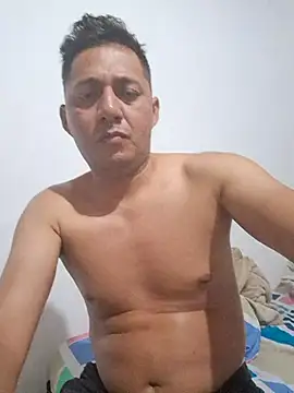 latin_boyxxx1 webcam show