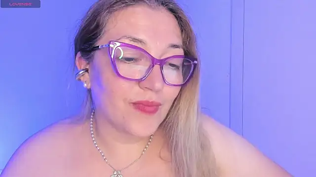 Naty_Mature_'s Live XXX Chat