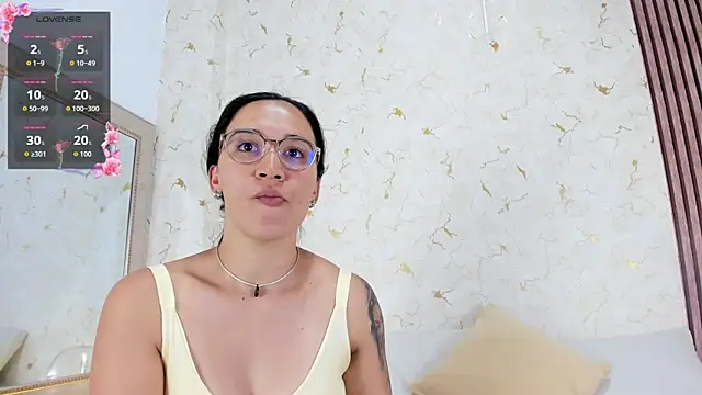 Victoria_Monrou's Live XXX Chat