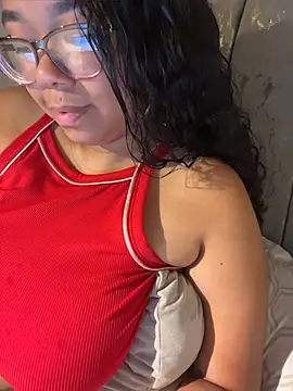 Chatroom XXX en direct de XMara