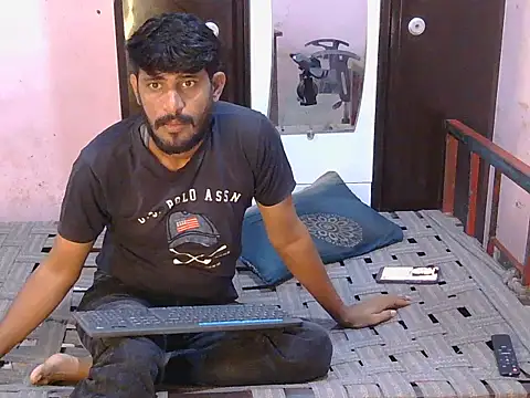 XXX chat uživo modela HotXKrish