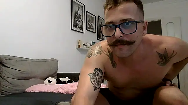 yanick931's Live XXX Chat