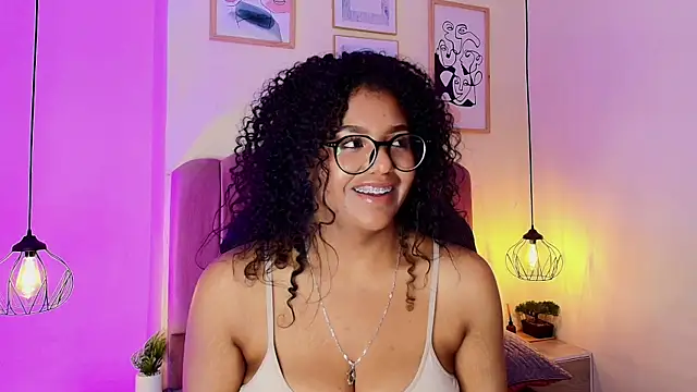 XXX chat uživo modela Afroditaa_19
