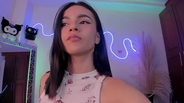 CarolineEvanss_11 live XXX chat