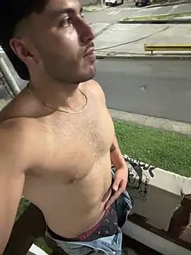 noahstevenss Chat XXX live