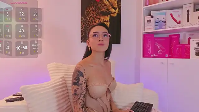 Chatroom XXX en direct de HannaClarrk_