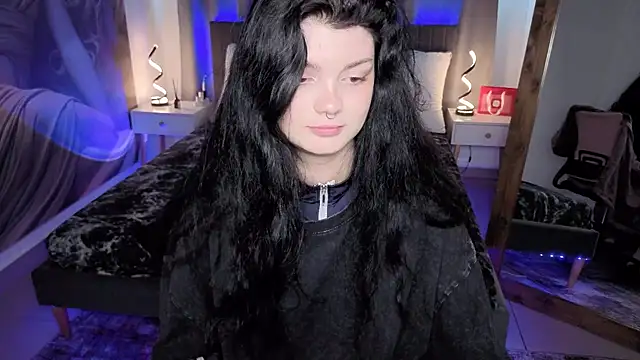 MileyRood XXX чат на живо