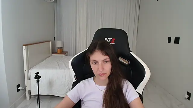 upssnowyn Live XXX chat