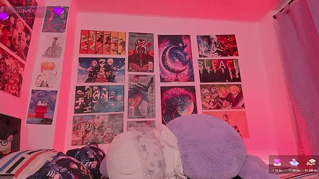 MissCurvyTop's Live XXX Chat