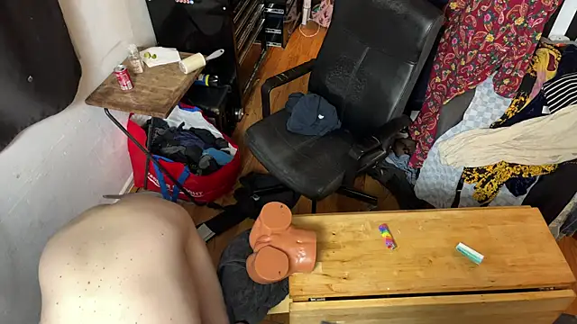leanjamesdean élő XXX-chatje