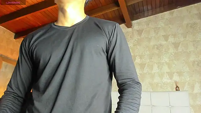 Toji_ferrer's Live XXX Chat