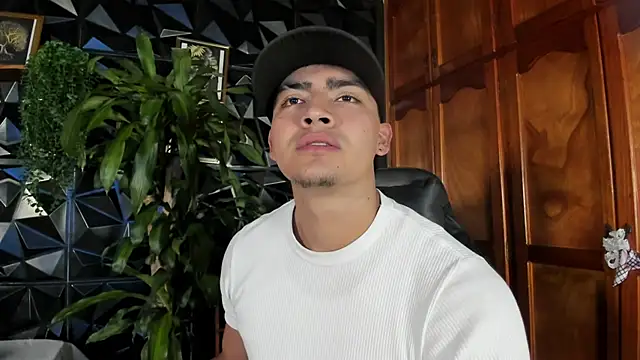 elliot_colton Chat XXX live