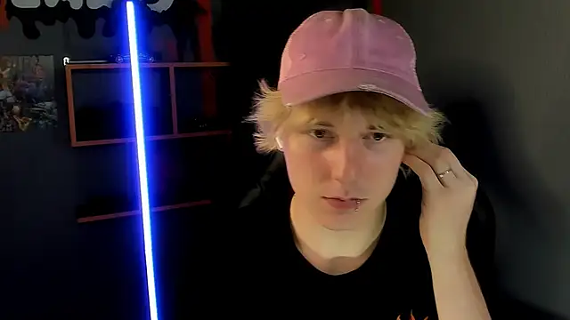 XXX chat uživo modela Benjamin_Harris