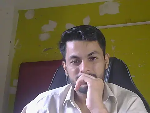 Chat +18 de Stubborndesiboy ao vivo