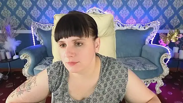 KatrinMilly – Naživo XXX chat