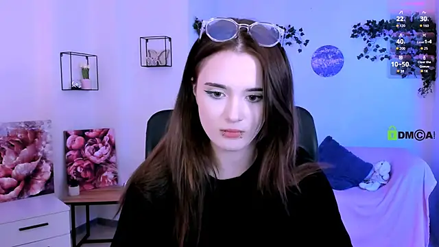 Chat XXX Live liana_kisses