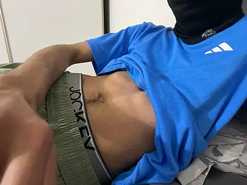 DeepGuy20 Webcam show