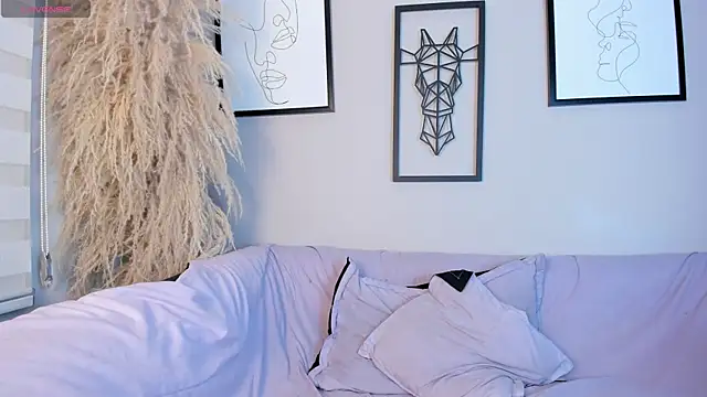 lunar_lustx Chat XXX in diretta