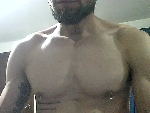 thomas2wood's Live XXX Chat