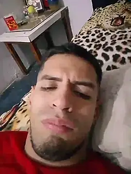 Show modela BelloriniTR na web-kameri