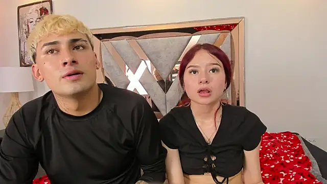 Kenji_n_Rousse's Live XXX Chat