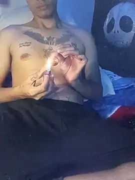 M3ThCl0uds élő XXX-chatje