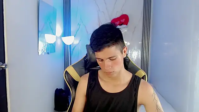 Chat +18 de Ascii_one ao vivo