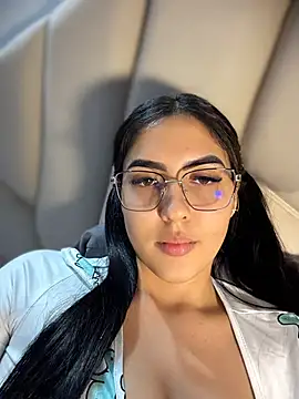 I_AM_SOPHIE_'s Live XXX Chat