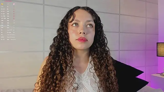 Ruby_diamonds' Live XXX Chat