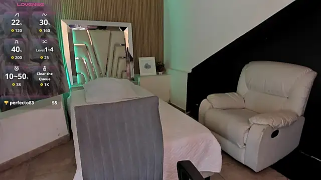 Czat XXX na żywo – VictoriaMonroee_