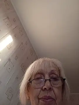 Anatolia5961's Live XXX Chat