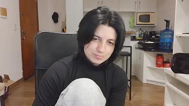 Chat +18 de kyslrana ao vivo