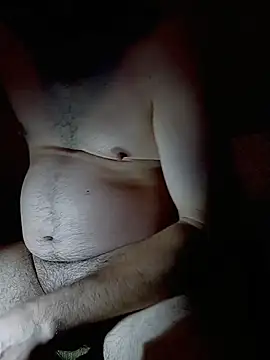 CumDumpPig83: διαδικτυακό σόου στην κάμερα