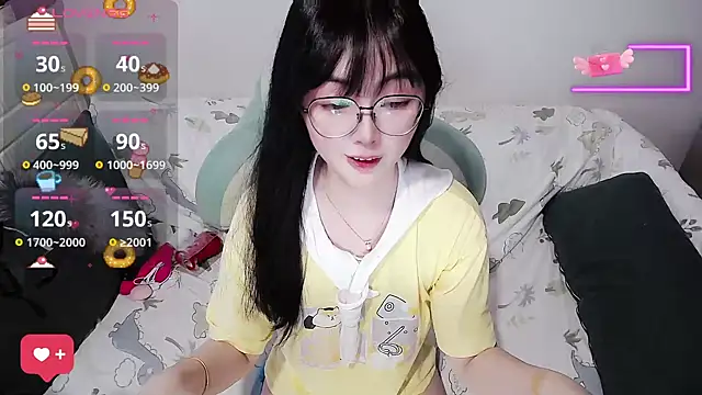 baby-yaya20 Adlı Modelin Canlı XXX Sohbeti