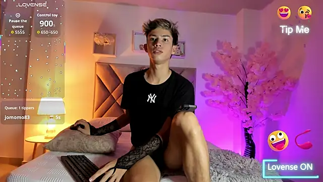 Chat XXX ao vivo de Baby_noahtt