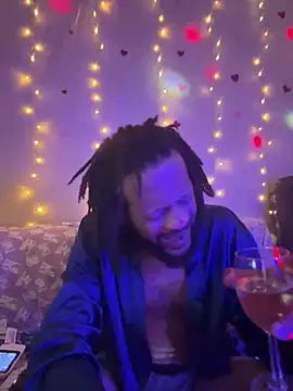 צ'אט XXX בשידור חי של magic_man1085