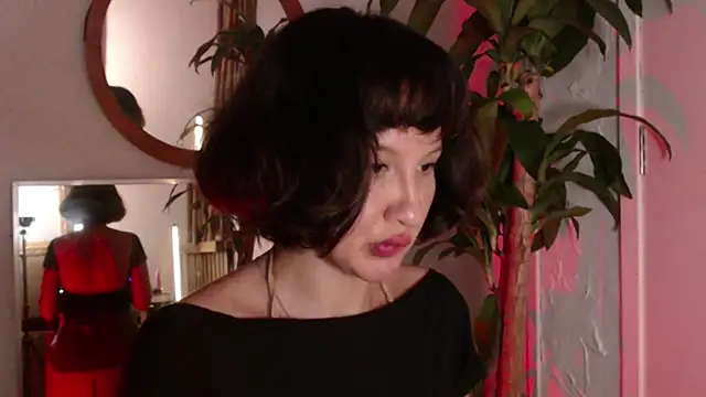 wanderwhitch's Live XXX Chat