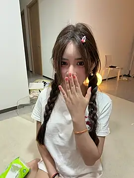 Selenaaaaa- 在線直播表演