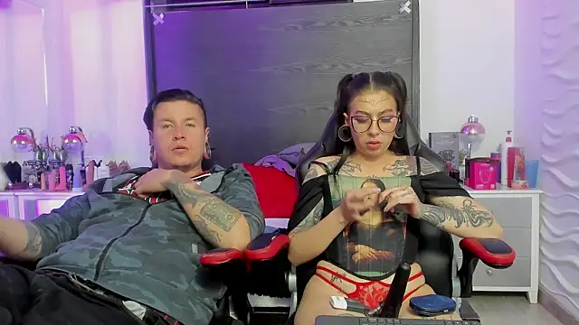 inkedsinners_ live XXX chat