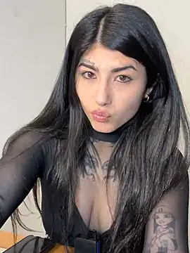 Sashgon Chat XXX in diretta