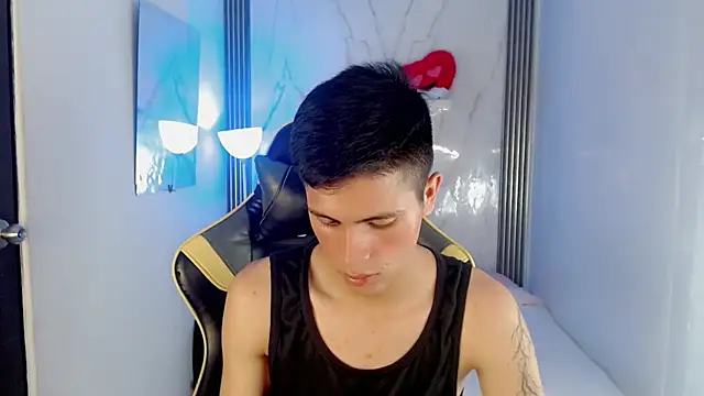 XXX chat uživo modela Ascii_one