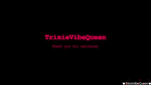 Živý XXX chat TrixieVibeQueen