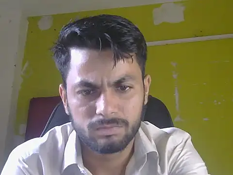 Stubborndesiboy Live XXX-Chat