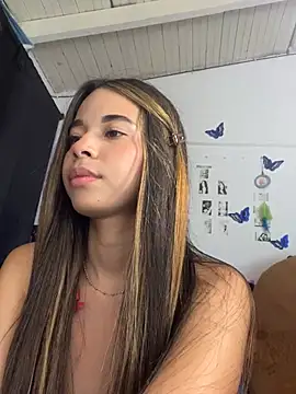 Chat XXX en directo de Milleradhara24