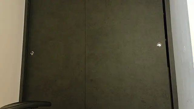 Živý XXX chat eren_jeager