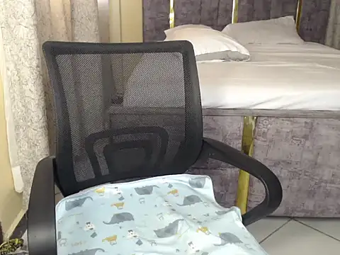 Chat +18 de Booby_savage ao vivo