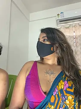 I_am_ur_amisha Chat XXX in diretta