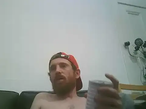 XXX chat uživo modela PocoLoco420
